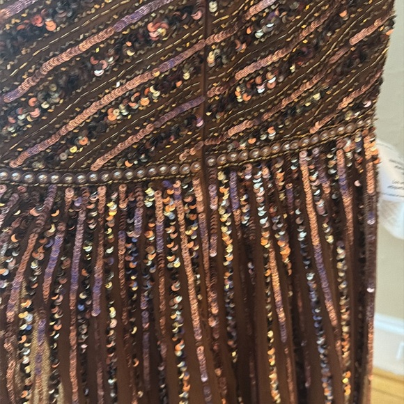NWT Mac Duggal as 0 Copper Embellished Beaded Sequin One Shoulder Formal Gown - Picture 10 of 11